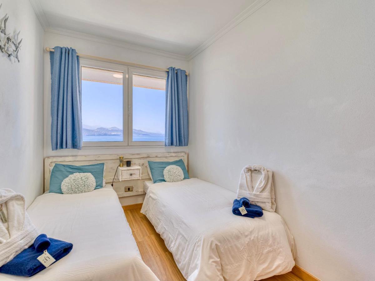 2 Bedrooms & Spectacular Views In Best Part Of Las Canteras Las Palmas de Gran Canaria Exterior photo